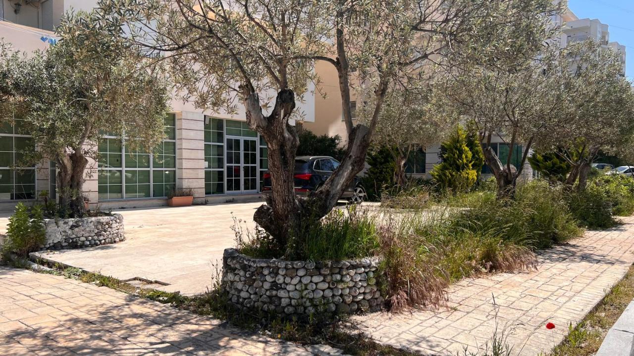 Mire Apartment Durres Luaran gambar