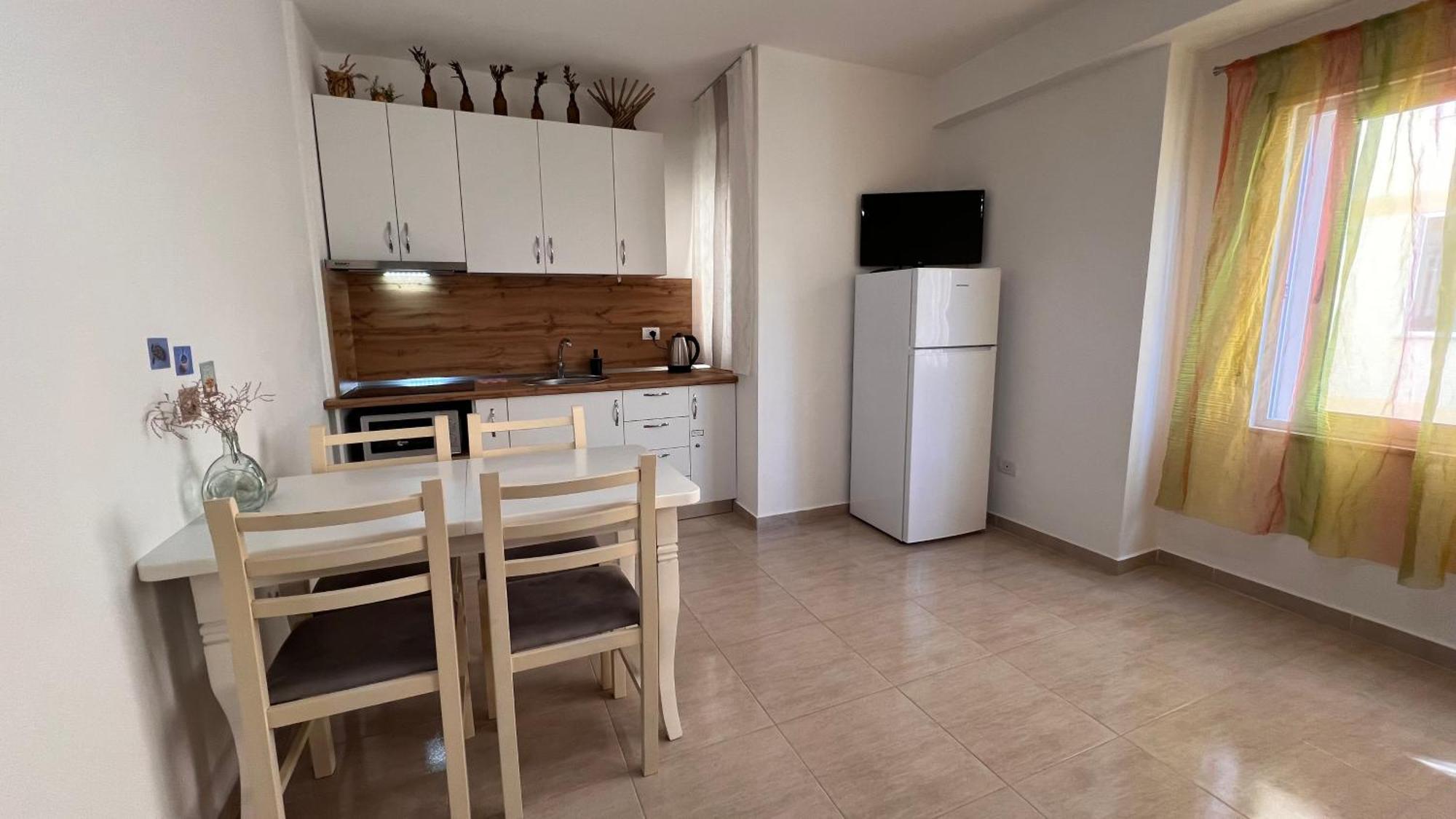 Mire Apartment Durres Luaran gambar
